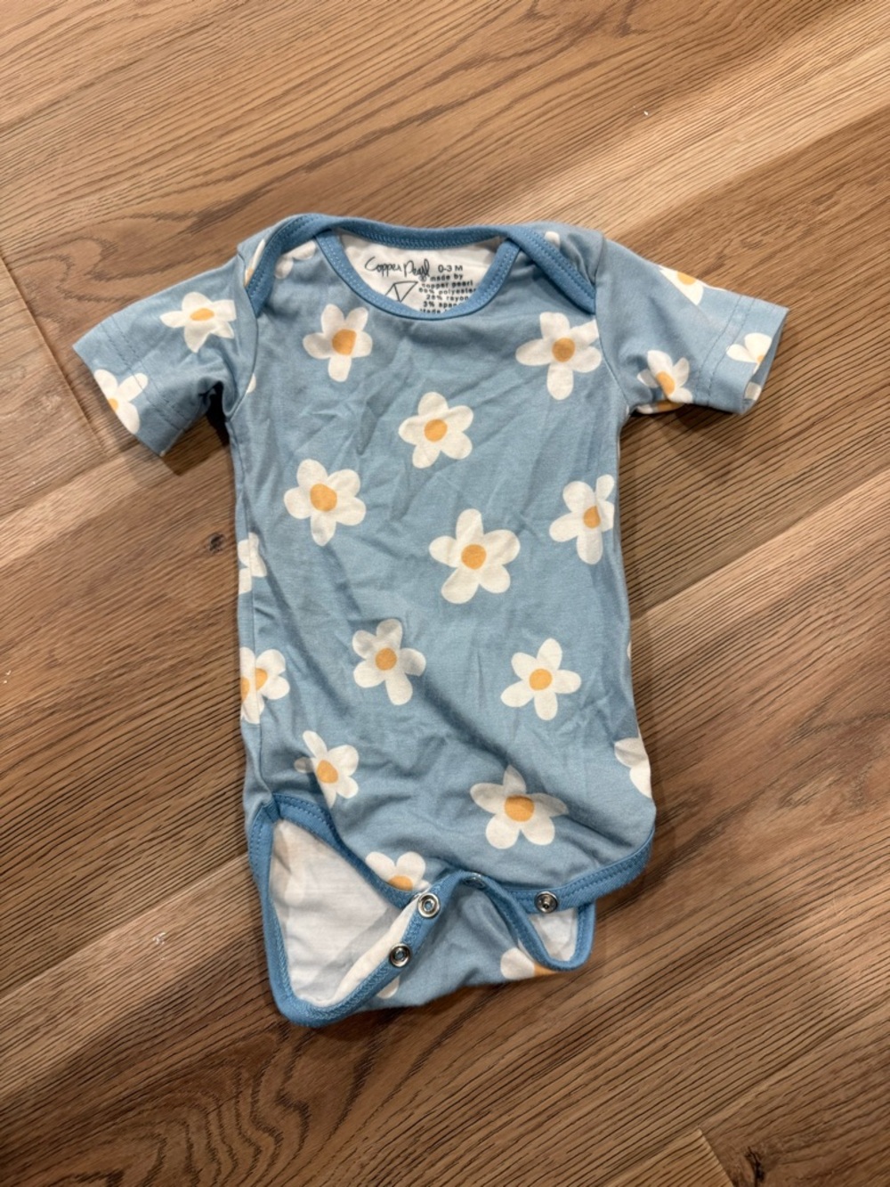 Copper Pearl Blue Daisy Short Sleeve Baby Bodysuit